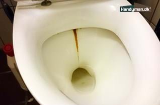 Rensning af brune belægninger i wc