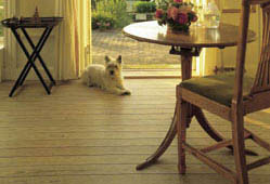 Lægning af bræddegulve på strøer