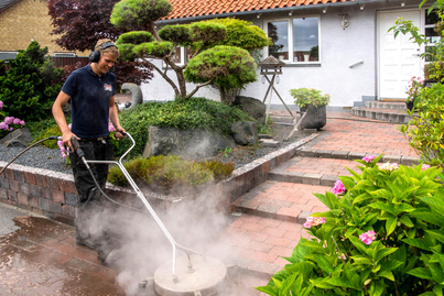 Tips til at holde din fliseterrasse ren og pæn
