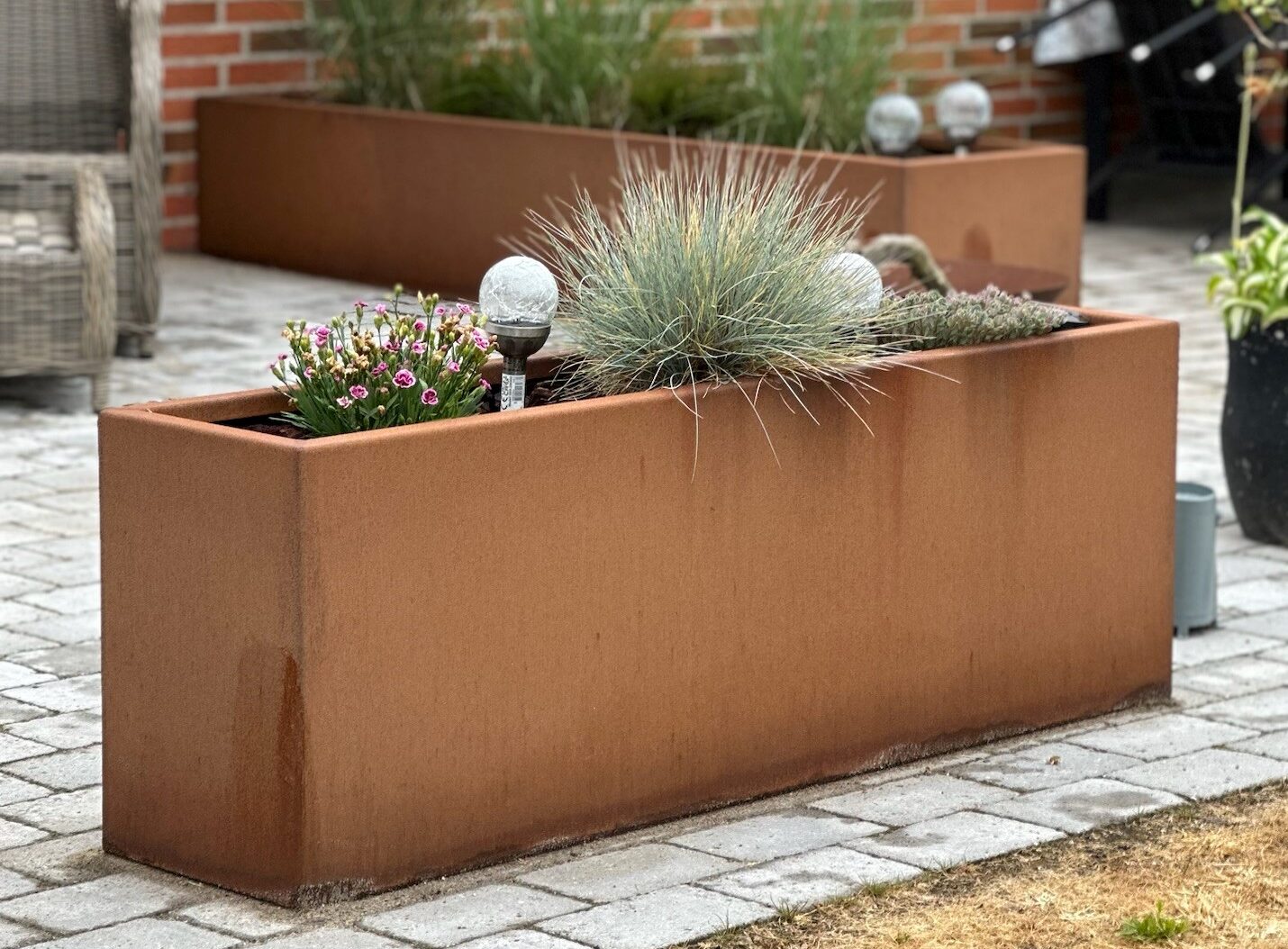 Højbede i stål fra HØ Stål – solide og praktiske løsninger til haven