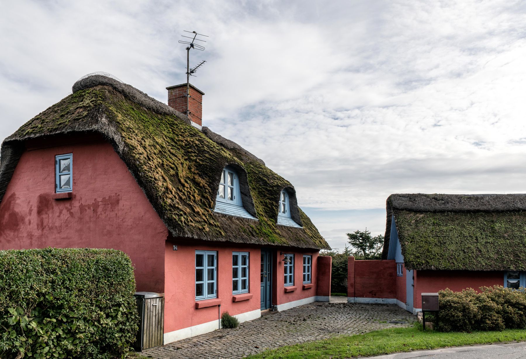 Sådan får du styr på reglerne, når du køber et hus, der trænger til kærlighed